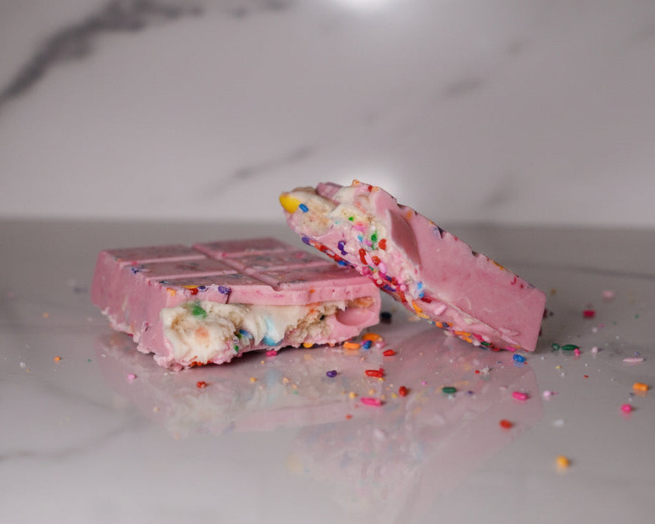 Dunkaroo Delight Stuffed Chocolate Bar